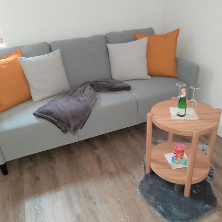 Ferienwohnung Im Zentrum Mit Balkon Und Parkplatz Gmunden Kültér fotó